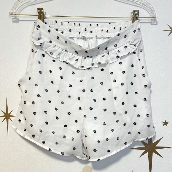 Le Lis Polka Dot Ruffle Shorts with Pockets - Picture 1 of 5